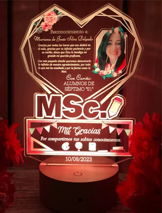Lámpara LED Graduación de maestría · Fotografía 2