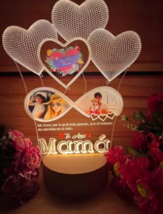 Lámpara LED Corazones para mamá · Fotografía 3