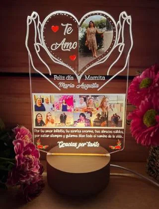 Lámpara LED Manos con corazón de mamá · Fotografía 2