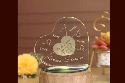 Lámpara LED Rompecabezas de cristal de amor y familia · Fotografía 3